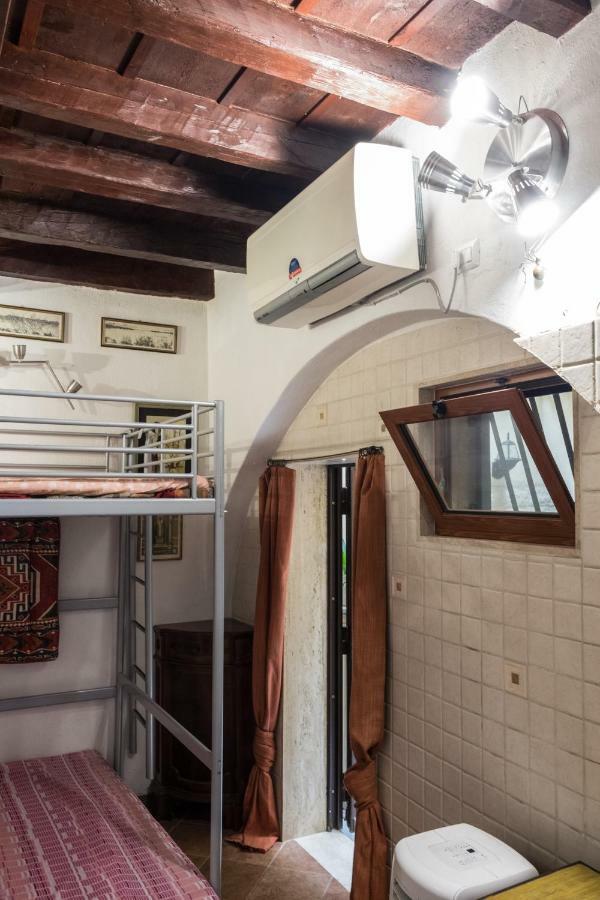 Nicolaiano House - Scardicchio Maisons Барі Номер фото